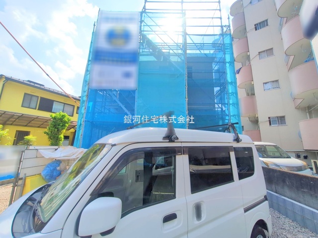 G00380644 埼玉県川口市上青木西１丁目 新築一戸建て 6180万円 土地面積118.27m² (約35.77坪) 建物面積101.65m² (約30.74坪) 間取り４ＬＤＫ 築年月2025年10月【外観2】
