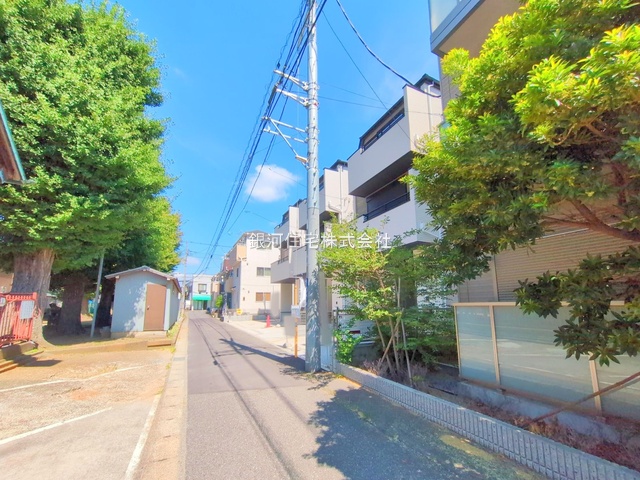 G00380660 千葉県市川市本行徳 新築一戸建て 6688万円 土地面積92.73m² (約28.05坪) 建物面積117.57m² (約35.56坪) 間取り３ＳＬＤＫ 築年月2025年06月(築１年以内)【外観3】