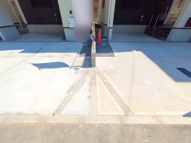 G00380660 千葉県市川市本行徳 新築一戸建て 6688万円 土地面積92.73m² (約28.05坪) 建物面積117.57m² (約35.56坪) 間取り３ＳＬＤＫ 築年月2025年06月(築１年以内)【外観10】