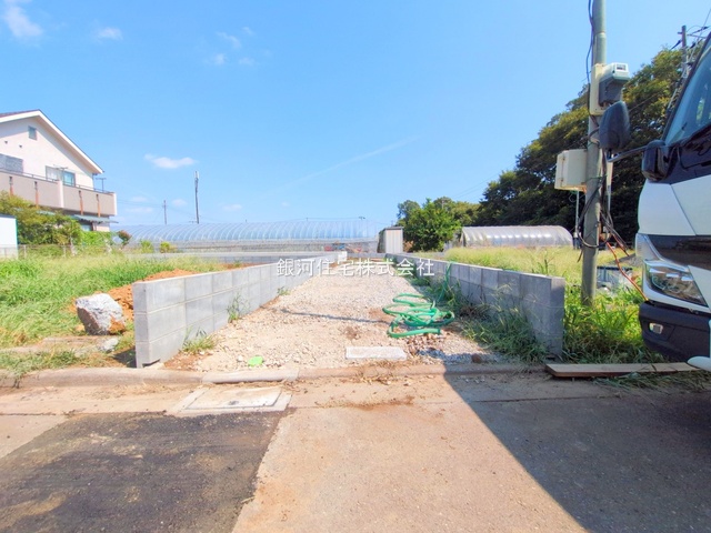 G00380808 東京都国立市矢川３丁目 新築一戸建て 5480万円 土地面積121.44m² (約36.73坪) 建物面積98.01m² (約29.64坪) 間取り４ＬＤＫ 築年月2025年12月(築１年以内)【外観14】