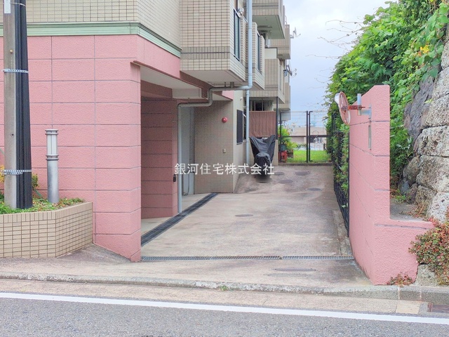 G00380874 神奈川県横浜市磯子区磯子３丁目 中古マンション 4490万円 専有面積76.56m² (約23.15坪) 間取り３ＬＤＫ 所在階4階 築年月1996年07月(築29年)【外観12】