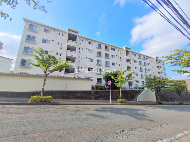 G00380875 神奈川県川崎市宮前区宮前平１丁目 中古マンション 2450万円 専有面積70.06m² (約21.19坪) 間取り３ＬＤＫ 所在階1階 築年月1972年09月(築52年)【外観2】