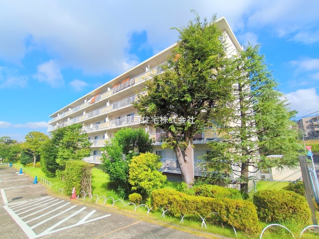 G00380875 神奈川県川崎市宮前区宮前平１丁目 中古マンション 2450万円 専有面積70.06m² (約21.19坪) 間取り３ＬＤＫ 所在階1階 築年月1972年09月(築52年)【外観8】