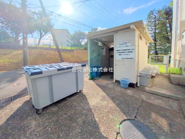 G00380875 神奈川県川崎市宮前区宮前平１丁目 中古マンション 2450万円 専有面積70.06m² (約21.19坪) 間取り３ＬＤＫ 所在階1階 築年月1972年09月(築52年)【外観11】