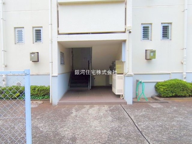 G00380875 神奈川県川崎市宮前区宮前平１丁目 中古マンション 2450万円 専有面積70.06m² (約21.19坪) 間取り３ＬＤＫ 所在階1階 築年月1972年09月(築52年)【外観13】