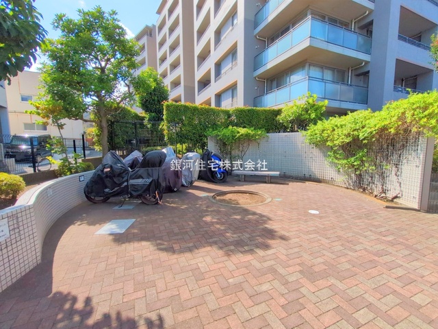 G00380876 神奈川県横浜市緑区青砥町 中古マンション 4499万円 専有面積83.24m² (約25.18坪) 間取り３ＬＤＫ 所在階6階 築年月2001年10月(築23年)【外観4】