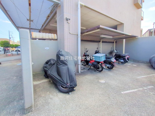 G00380876 神奈川県横浜市緑区青砥町 中古マンション 4499万円 専有面積83.24m² (約25.18坪) 間取り３ＬＤＫ 所在階6階 築年月2001年10月(築23年)【外観13】