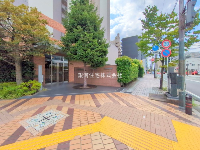 G00380877 神奈川県平塚市明石町 中古マンション 4399万円 専有面積73.71m² (約22.29坪) 間取り３ＬＤＫ 所在階4階 築年月2009年04月(築16年)【外観16】
