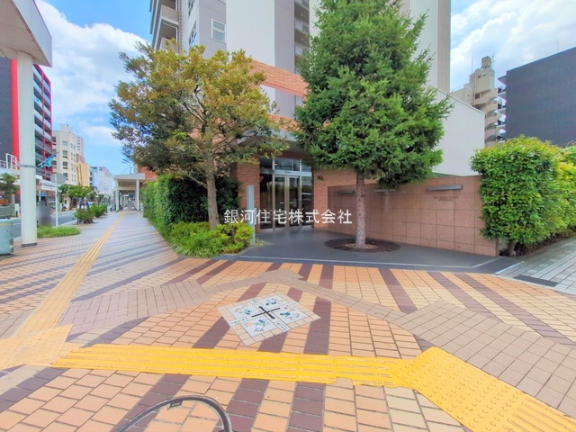 G00380877 神奈川県平塚市明石町 中古マンション 4399万円 専有面積73.71m² (約22.29坪) 間取り３ＬＤＫ 所在階4階 築年月2009年04月(築16年)【外観17】