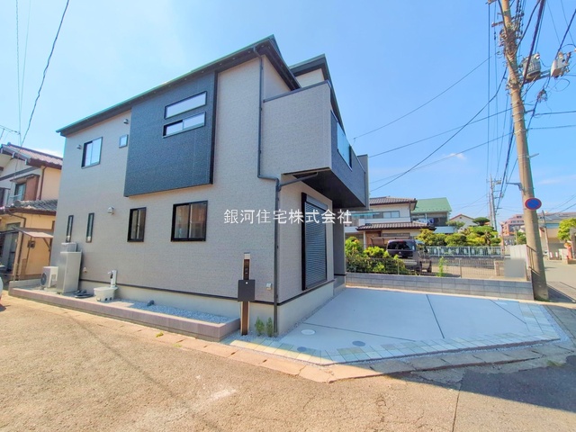 G00381180 埼玉県さいたま市北区大成町４丁目 新築一戸建て 5798万円 土地面積101.08m² (約30.57坪) 建物面積101.69m² (約30.76坪) 間取り３ＬＤＫ 築年月2025年08月(築１年以内)【外観10】