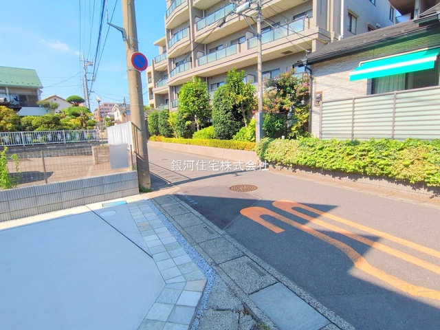 G00381180 埼玉県さいたま市北区大成町４丁目 新築一戸建て 5798万円 土地面積101.08m² (約30.57坪) 建物面積101.69m² (約30.76坪) 間取り３ＬＤＫ 築年月2025年08月(築１年以内)【外観14】