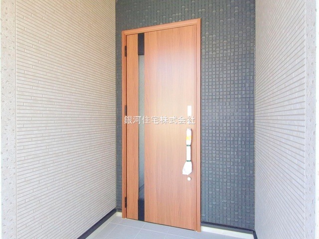 G00381180 埼玉県さいたま市北区大成町４丁目 新築一戸建て 5798万円 土地面積101.08m² (約30.57坪) 建物面積101.69m² (約30.76坪) 間取り３ＬＤＫ 築年月2025年08月(築１年以内)【外観16】