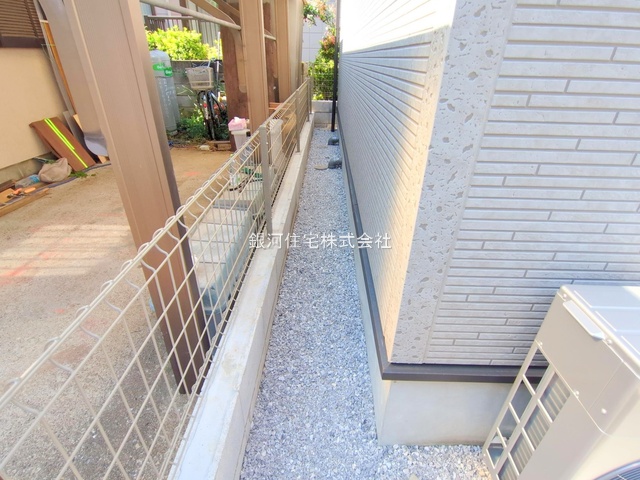 G00381180 埼玉県さいたま市北区大成町４丁目 新築一戸建て 5798万円 土地面積101.08m² (約30.57坪) 建物面積101.69m² (約30.76坪) 間取り３ＬＤＫ 築年月2025年08月(築１年以内)【外観18】