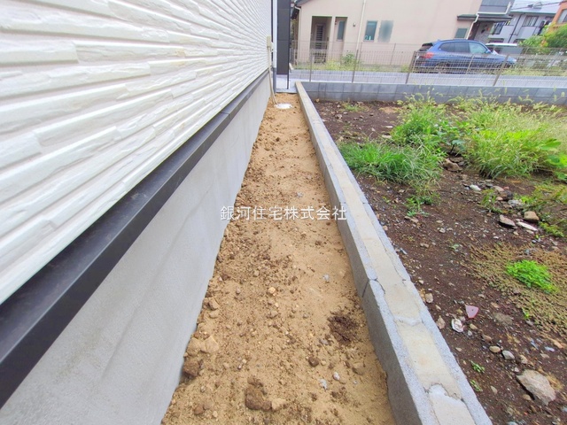 G00381547 東京都国立市西２丁目 新築一戸建て 6699万円 土地面積126.02m² (約38.12坪) 建物面積105.57m² (約31.93坪) 間取り４ＬＤＫ 築年月2025年09月(築１年以内)【外観4】