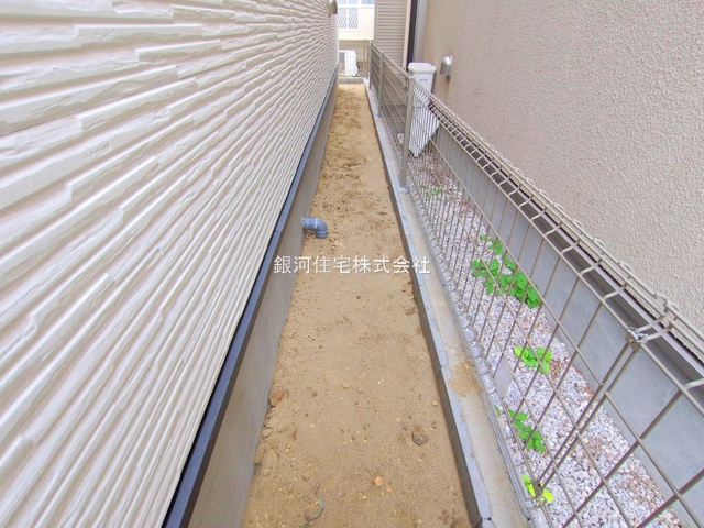 G00381548 東京都国立市西２丁目 新築一戸建て 7449万円 土地面積126.22m² (約38.18坪) 建物面積105.57m² (約31.93坪) 間取り４ＬＤＫ 築年月2025年09月(築１年以内)【外観6】