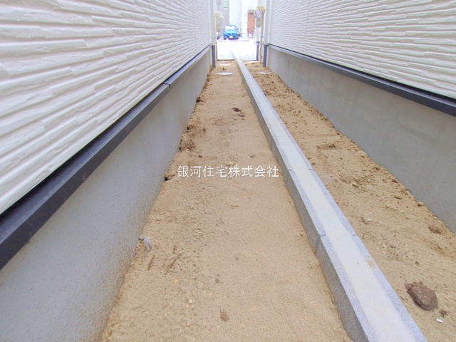 G00381548 東京都国立市西２丁目 新築一戸建て 7449万円 土地面積126.22m² (約38.18坪) 建物面積105.57m² (約31.93坪) 間取り４ＬＤＫ 築年月2025年09月(築１年以内)【外観9】