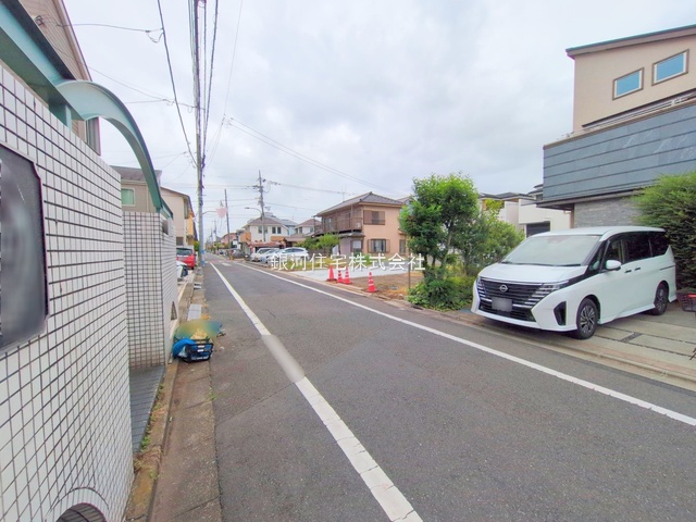 G00381548 東京都国立市西２丁目 新築一戸建て 7449万円 土地面積126.22m² (約38.18坪) 建物面積105.57m² (約31.93坪) 間取り４ＬＤＫ 築年月2025年09月(築１年以内)【外観13】