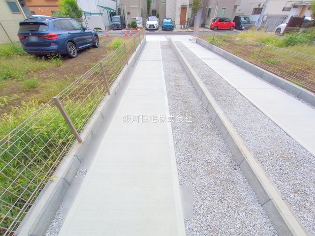 G00381548 東京都国立市西２丁目 新築一戸建て 7449万円 土地面積126.22m² (約38.18坪) 建物面積105.57m² (約31.93坪) 間取り４ＬＤＫ 築年月2025年09月(築１年以内)【外観17】