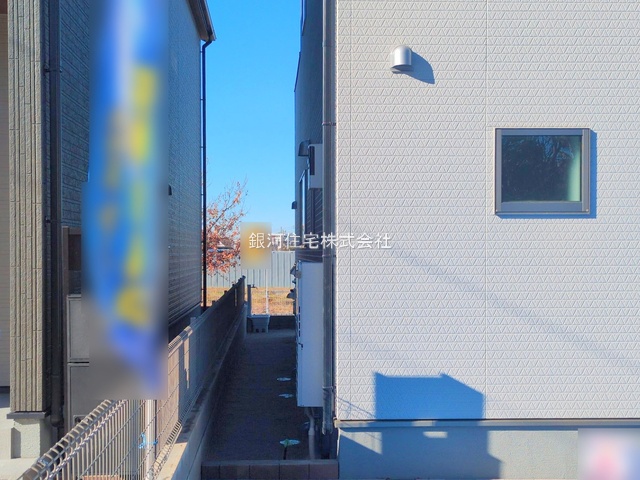 G00381589 千葉県市川市奉免町 新築一戸建て 4280万円 土地面積122.81m² (約37.15坪) 建物面積99.78m² (約30.18坪) 間取り４ＬＤＫ 築年月2025年11月(築１年以内)【外観5】