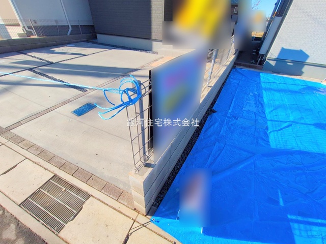 G00381589 千葉県市川市奉免町 新築一戸建て 4280万円 土地面積122.81m² (約37.15坪) 建物面積99.78m² (約30.18坪) 間取り４ＬＤＫ 築年月2025年11月(築１年以内)【外観6】