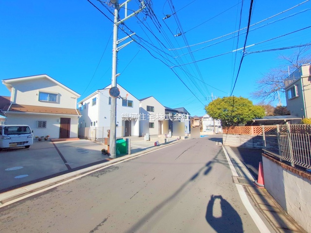 G00381589 千葉県市川市奉免町 新築一戸建て 4280万円 土地面積122.81m² (約37.15坪) 建物面積99.78m² (約30.18坪) 間取り４ＬＤＫ 築年月2025年11月(築１年以内)【外観13】