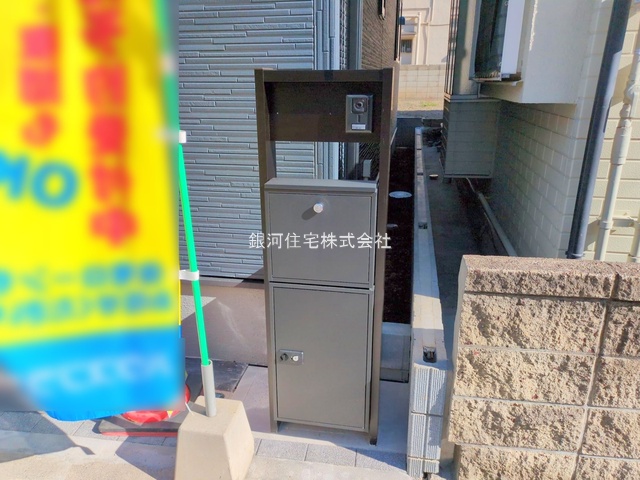 G00381732 東京都足立区佐野２丁目 新築一戸建て 4490万円 土地面積60.40m² (約18.27坪) 建物面積100.63m² (約30.44坪) 築年月2025年10月(築１年以内)【外観9】