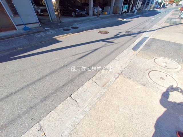 G00381732 東京都足立区佐野２丁目 新築一戸建て 4490万円 土地面積60.40m² (約18.27坪) 建物面積100.63m² (約30.44坪) 築年月2025年10月(築１年以内)【外観14】