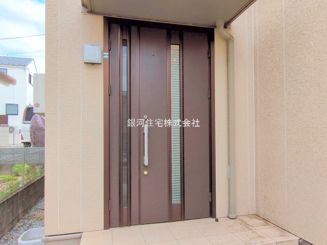 G00381803 埼玉県さいたま市緑区大間木２丁目 中古一戸建て 3990万円 土地面積100.67m² (約30.45坪) 建物面積93.32m² (約28.22坪) 間取り３ＬＤＫ 築年月2010年11月(築15年)【外観4】