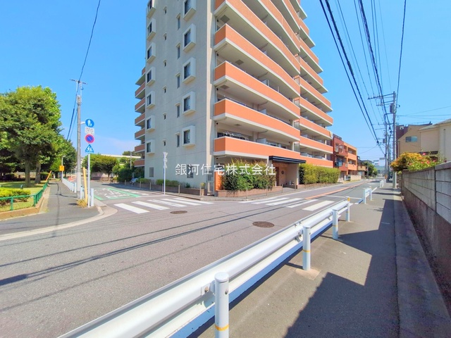 G00381842 東京都足立区谷在家２丁目 中古マンション 4880万円 専有面積67.09m² (約20.29坪) 間取り３ＬＤＫ 所在階4階 築年月2004年07月(築21年)【外観7】