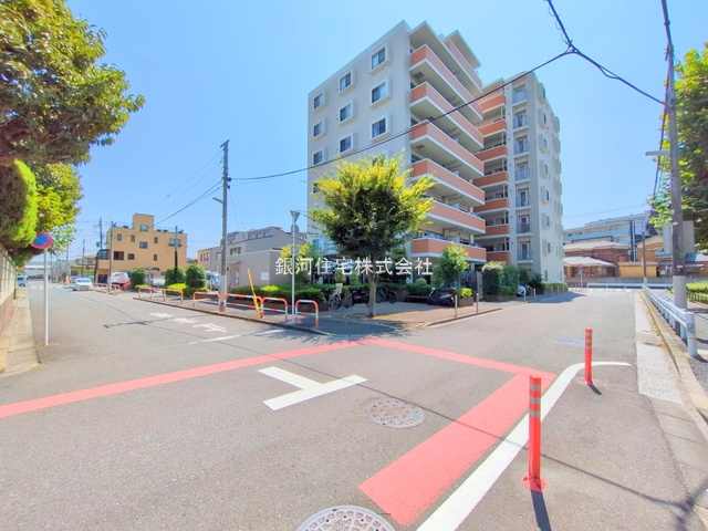 G00381842 東京都足立区谷在家２丁目 中古マンション 4880万円 専有面積67.09m² (約20.29坪) 間取り３ＬＤＫ 所在階4階 築年月2004年07月(築21年)【外観9】