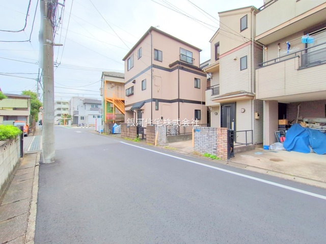 G00381887 神奈川県川崎市多摩区中野島４丁目 中古一戸建て 4199万円 土地面積63.86m² (約19.31坪) 建物面積90.47m² (約27.36坪) 間取り３ＬＤＫ 築年月1998年08月(築27年)【外観4】