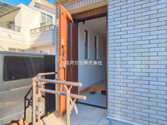 G00381889 千葉県千葉市美浜区稲毛海岸５丁目 中古一戸建て 4799万円 土地面積117.68m² (約35.59坪) 建物面積100.34m² (約30.35坪) 間取り４ＬＤＫ 築年月2012年07月(築13年)【外観6】