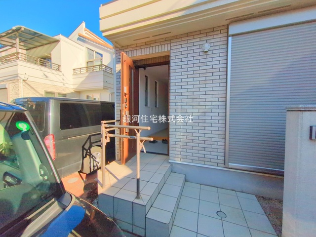 G00381889 千葉県千葉市美浜区稲毛海岸５丁目 中古一戸建て 4799万円 土地面積117.68m² (約35.59坪) 建物面積100.34m² (約30.35坪) 間取り４ＬＤＫ 築年月2012年07月(築13年)【外観7】