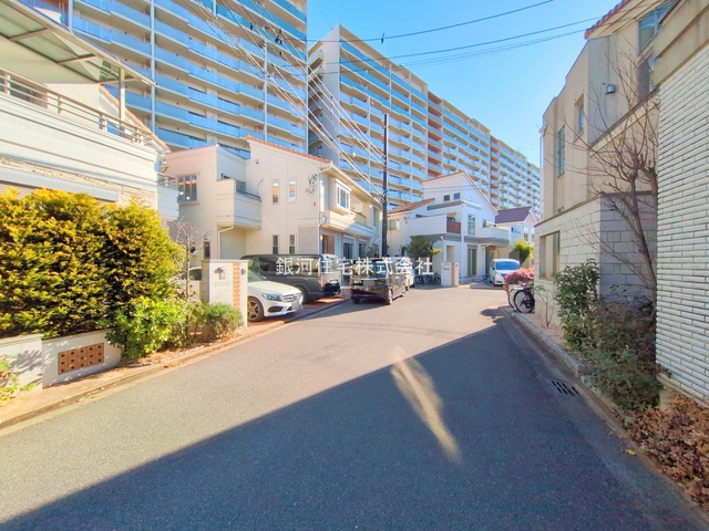 G00381889 千葉県千葉市美浜区稲毛海岸５丁目 中古一戸建て 4799万円 土地面積117.68m² (約35.59坪) 建物面積100.34m² (約30.35坪) 間取り４ＬＤＫ 築年月2012年07月(築13年)【外観14】