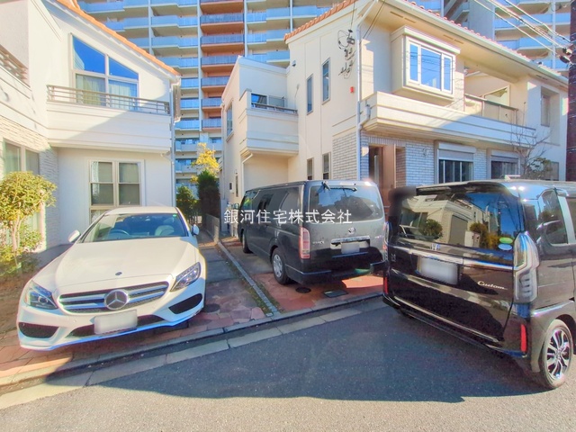 G00381889 千葉県千葉市美浜区稲毛海岸５丁目 中古一戸建て 4799万円 土地面積117.68m² (約35.59坪) 建物面積100.34m² (約30.35坪) 間取り４ＬＤＫ 築年月2012年07月(築13年)【外観17】