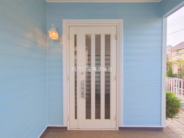 G00381890 神奈川県横浜市青葉区美しが丘西２丁目 中古一戸建て 6299万円 土地面積188.85m² (約57.12坪) 建物面積113.02m² (約34.18坪) 間取り４ＬＤＫ 築年月1995年07月(築30年)【外観7】