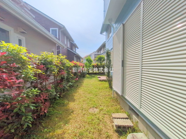 G00381890 神奈川県横浜市青葉区美しが丘西２丁目 中古一戸建て 6299万円 土地面積188.85m² (約57.12坪) 建物面積113.02m² (約34.18坪) 間取り４ＬＤＫ 築年月1995年07月(築30年)【外観9】