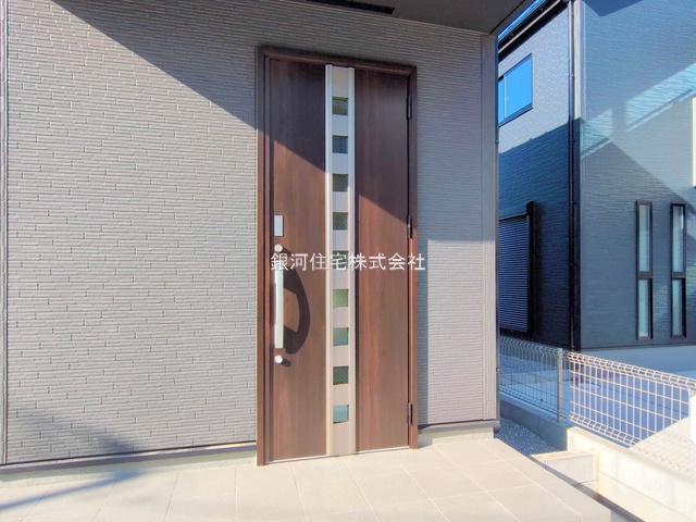 G00381901 東京都八王子市川口町 新築一戸建て 3080万円 土地面積167.75m² (約50.74坪) 建物面積101.25m² (約30.62坪) 間取り４ＬＤＫ 築年月2025年10月(築１年以内)【外観5】