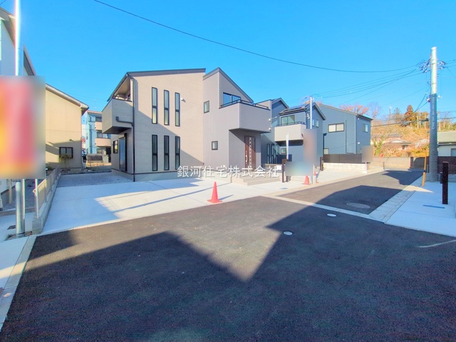 G00381901 東京都八王子市川口町 新築一戸建て 3080万円 土地面積167.75m² (約50.74坪) 建物面積101.25m² (約30.62坪) 間取り４ＬＤＫ 築年月2025年10月(築１年以内)【外観12】