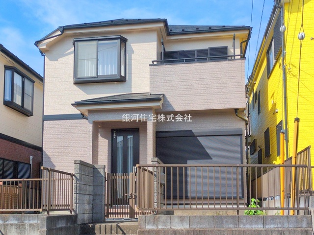 G00382050 神奈川県厚木市上荻野 中古一戸建て 2299万円 土地面積133.03m² (約40.24坪) 建物面積99.37m² (約30.05坪) 間取り４ＬＤＫ 築年月2000年01月(築25年)【外観4】