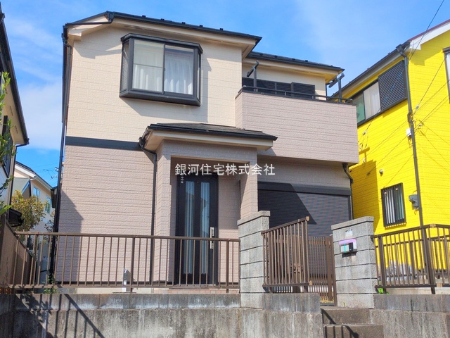 G00382050 神奈川県厚木市上荻野 中古一戸建て 2299万円 土地面積133.03m² (約40.24坪) 建物面積99.37m² (約30.05坪) 間取り４ＬＤＫ 築年月2000年01月(築25年)【外観5】