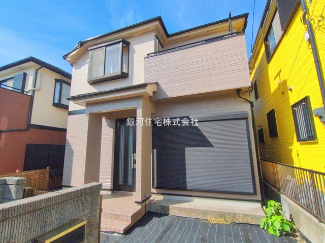 G00382050 神奈川県厚木市上荻野 中古一戸建て 2299万円 土地面積133.03m² (約40.24坪) 建物面積99.37m² (約30.05坪) 間取り４ＬＤＫ 築年月2000年01月(築25年)【外観12】