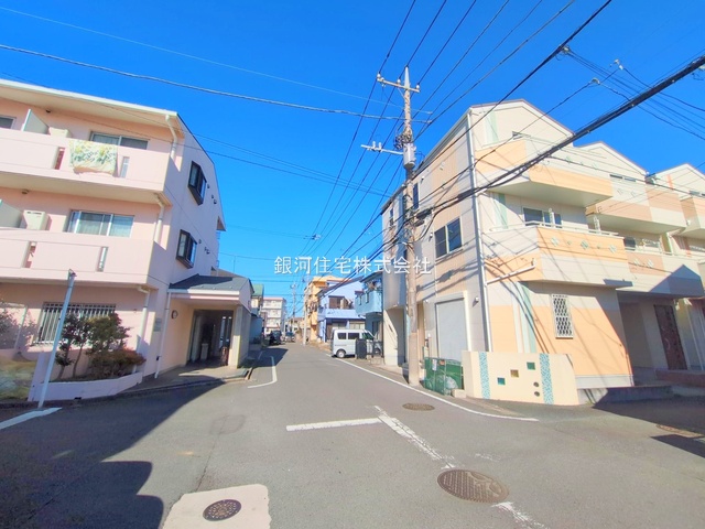 G00382058 神奈川県相模原市南区相模台７丁目 中古一戸建て 2699万円 土地面積49.24m² (約14.89坪) 建物面積98.66m² (約29.84坪) 間取り４ＬＤＫ 築年月2012年04月(築13年)【外観3】