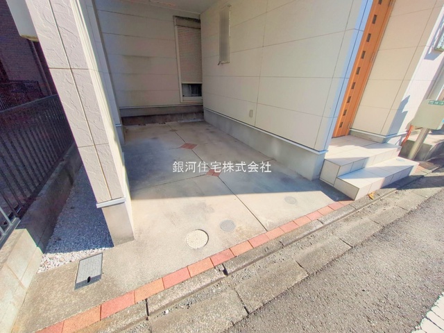 G00382058 神奈川県相模原市南区相模台７丁目 中古一戸建て 2699万円 土地面積49.24m² (約14.89坪) 建物面積98.66m² (約29.84坪) 間取り４ＬＤＫ 築年月2012年04月(築13年)【外観5】