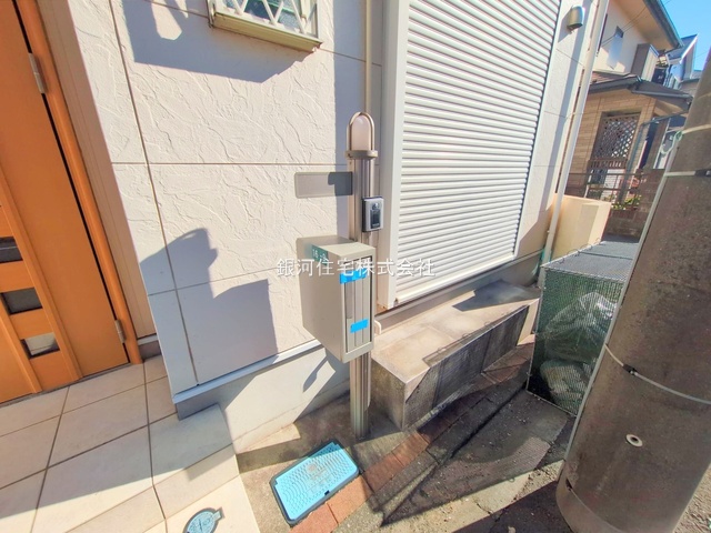 G00382058 神奈川県相模原市南区相模台７丁目 中古一戸建て 2699万円 土地面積49.24m² (約14.89坪) 建物面積98.66m² (約29.84坪) 間取り４ＬＤＫ 築年月2012年04月(築13年)【外観12】