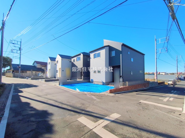 G00382085 千葉県市川市奉免町 新築一戸建て 4180万円 土地面積125.59m² (約37.99坪) 建物面積99.36m² (約30.05坪) 間取り４ＬＤＫ 築年月2025年11月(築１年以内)【外観3】