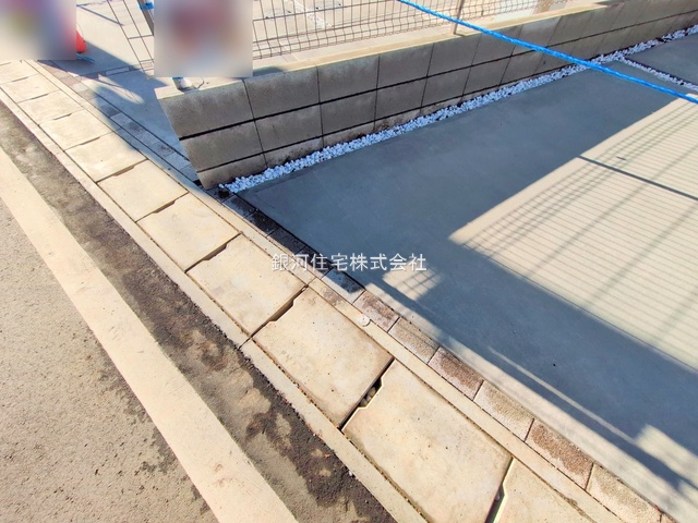 G00382085 千葉県市川市奉免町 新築一戸建て 4180万円 土地面積125.59m² (約37.99坪) 建物面積99.36m² (約30.05坪) 間取り４ＬＤＫ 築年月2025年11月(築１年以内)【外観4】