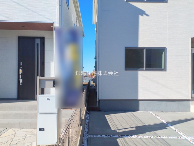 G00382085 千葉県市川市奉免町 新築一戸建て 4180万円 土地面積125.59m² (約37.99坪) 建物面積99.36m² (約30.05坪) 間取り４ＬＤＫ 築年月2025年11月(築１年以内)【外観11】