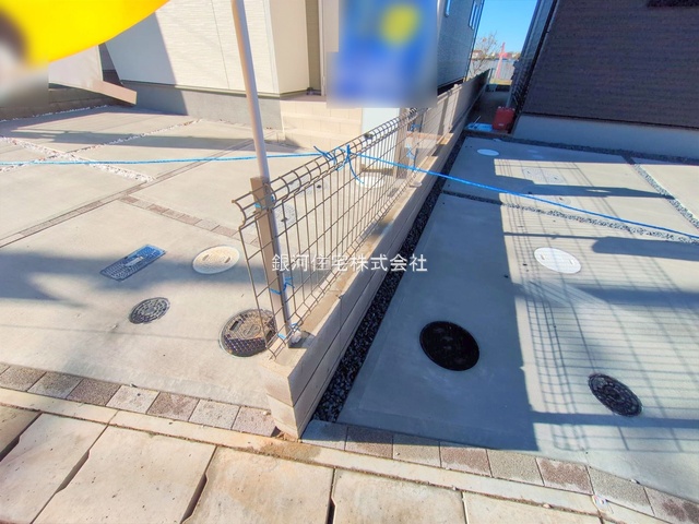 G00382085 千葉県市川市奉免町 新築一戸建て 4180万円 土地面積125.59m² (約37.99坪) 建物面積99.36m² (約30.05坪) 間取り４ＬＤＫ 築年月2025年11月(築１年以内)【外観15】