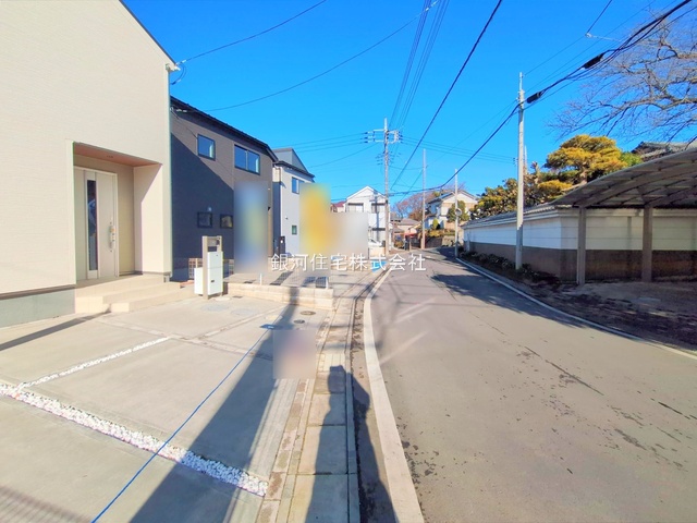 G00382085 千葉県市川市奉免町 新築一戸建て 4180万円 土地面積125.59m² (約37.99坪) 建物面積99.36m² (約30.05坪) 間取り４ＬＤＫ 築年月2025年11月(築１年以内)【外観18】